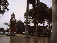 Parroquia de Barranco vista desde la plaza principal.