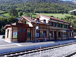 Bahnhofsgebäude Alpnachstad zb.jpg