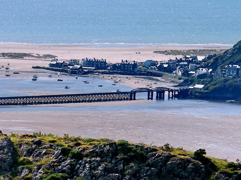 File:Barmouth - panoramio (44).jpg