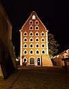 Baroque Granary in Toruń.jpg