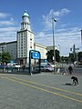 Čeština: Brána Frankfurter Tor a vstup do stejnojmenné stanice metra na třídě Karl-Marx-Allee v Berlíně }nápověda English: Frankfurter Tor gate on Karl-Marx-Allee avenue in former East Berlin, DE help