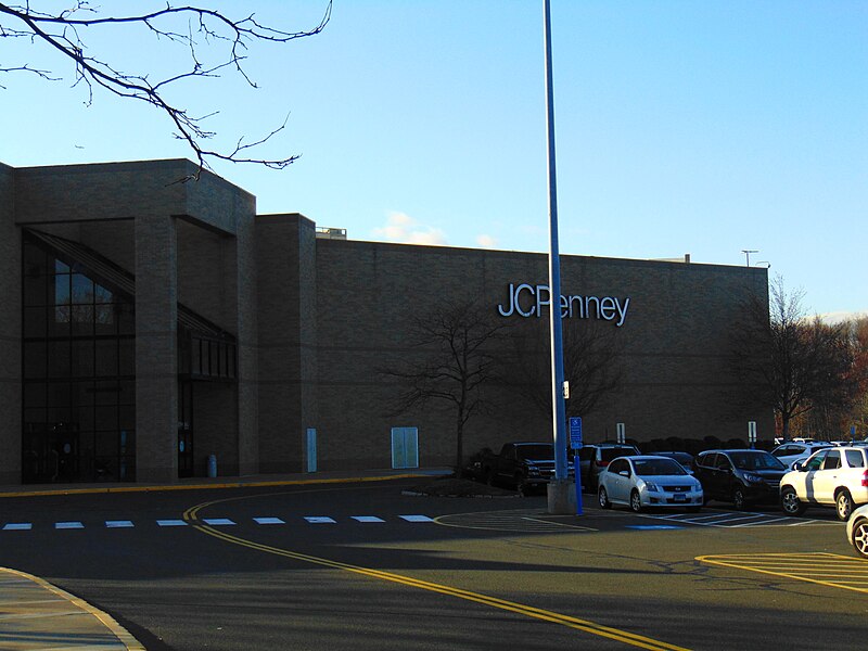 File:Buckland Hills Mall, Manchester, CT 95.jpg