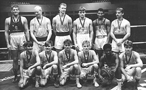 Bundesarchiv Bild 183-1990-1007-008, Berlin, 21. Internationales Boxturnier, Sieger.jpg
