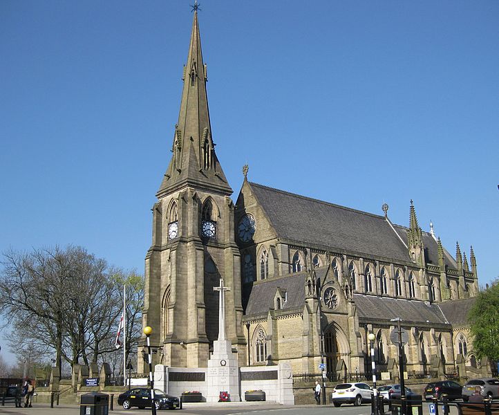 File:Bury Parish Church 08 April 2017.jpg