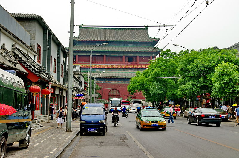 File:CN-pek-strasse-trommelturm.jpg