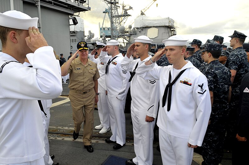 File:CNO Adm. Roughead Visits Sailors in Hawaii DVIDS357847.jpg