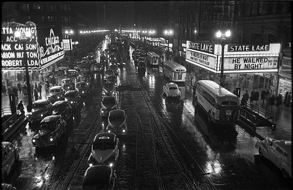 Photo of a Chicago streetscape taken by Stanley Kubrick Look magazine, 1949, from State/Lake station