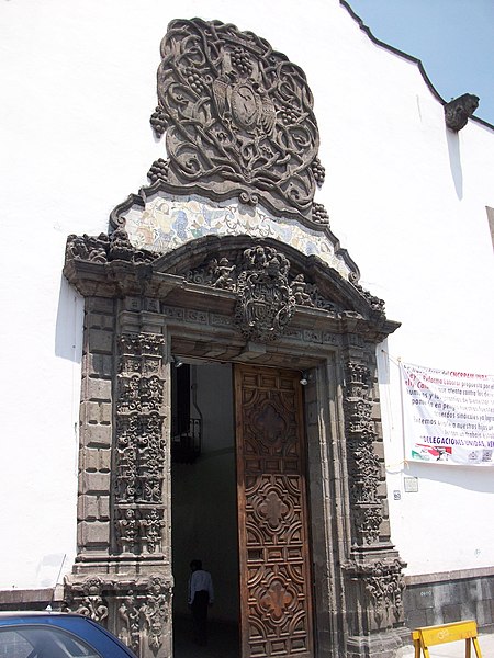 File:Colegio Máximo de San Pedro y San Pablo 02.jpg