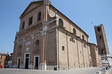 Comacchio, basilica di San Cassiano (04).jpg