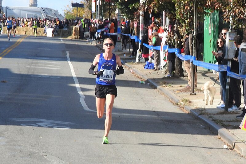 File:Connor McMillan Greenpoint Av 2019 NYCM jeh.jpg