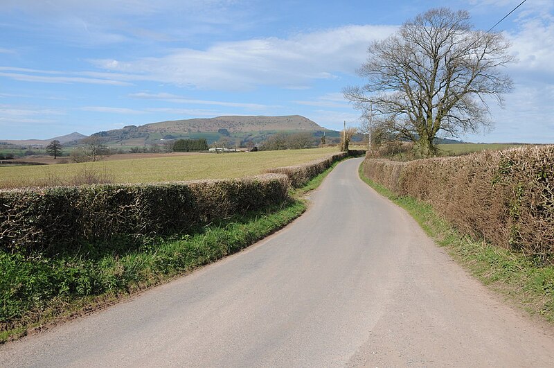 File:Country road and Ysgyryd Fawr - geograph.org.uk - 3892524.jpg
