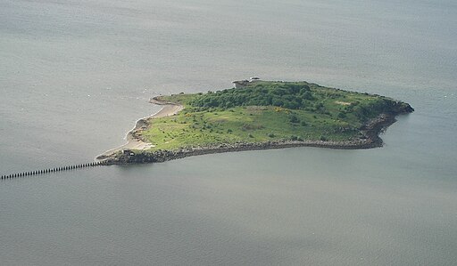 Cramond Island from air