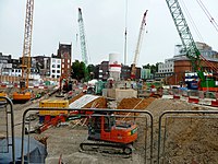 Výstavba Crossrailu na Tottenham Court Road, Londýn