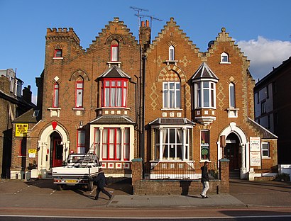 clarks outlet seven sisters road