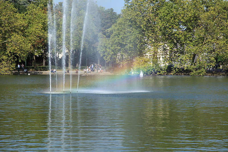 File:Düsseldorf Benrath - Schlosspark - Schlossweiher 08 ies.jpg