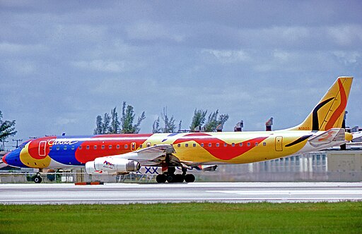 Douglas DC-8-62 N1805 BN MIA 02.08.75 edited-2