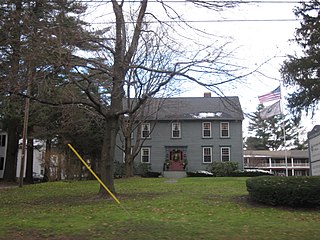 <span class="mw-page-title-main">Dwight–Henderson House</span> Historic house in Massachusetts, United States