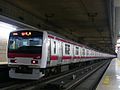 京葉線で運用されるE331系（2010年5月2日 東京駅）