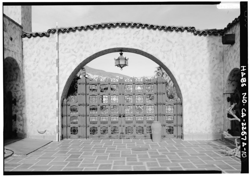 File:EAST GATE, WEST ELEVATION, WITH SCALE - Death Valley Ranch, Main House, Death Valley Junction, Inyo County, CA HABS CAL,14-DVNM,1-A-10.tif