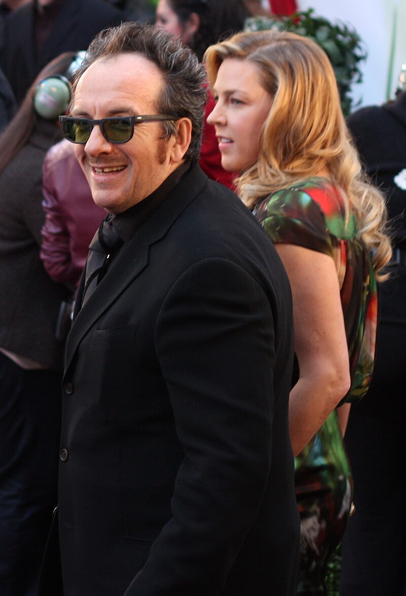 ファイル:Elvis Costello and Diana Krall.jpg - Wikipedia