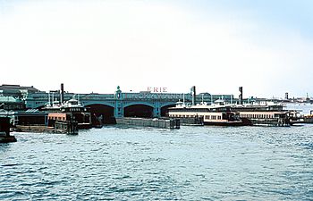 Erie-Lackawanna ferries docked at Hoboken Terminal on September 3, 1965 Erie-Lackawanna ferry dock from E-L ferry, Hoboken, NJ on September 3, 1965 (23728694329).jpg