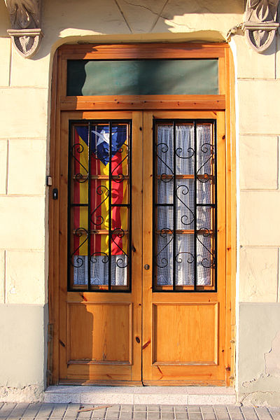 File:Estelada in Barcelona.jpg