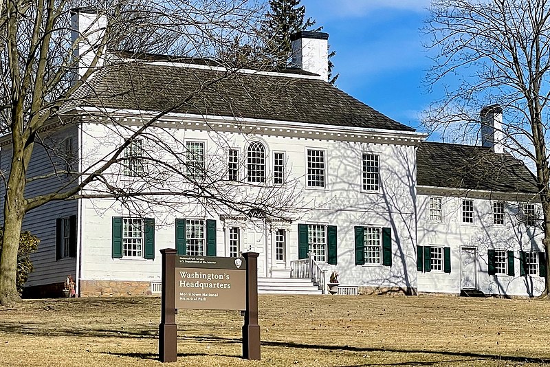 File:Ford Mansion, Morristown, NJ - looking north.jpg