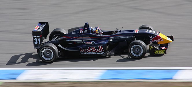 Formula 3 racing car