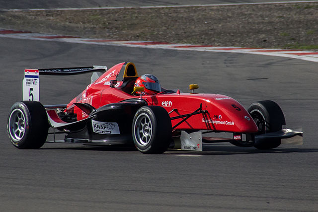 Formula Renault 1.6 NEC Junior at Nurburgring 2013