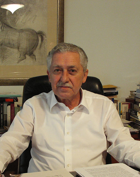 File:Fotis Kouvelis (cropped).jpg