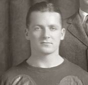 All-American fullback Frank Steketee scored all 15 points in Michigan's victory over Syracuse. Frank Steketee.jpg