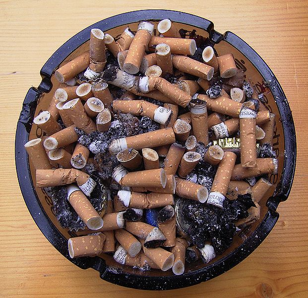 621px-Full_Ashtray.jpg