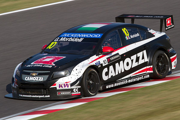 Morbidelli competing in the 2014 World Touring Car Championship