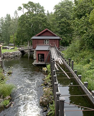 <span class="mw-page-title-main">Flume</span> Human-made channel for water