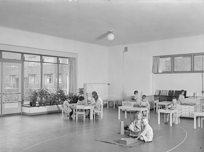 File:HANSif1451 Montessorischule.jpg