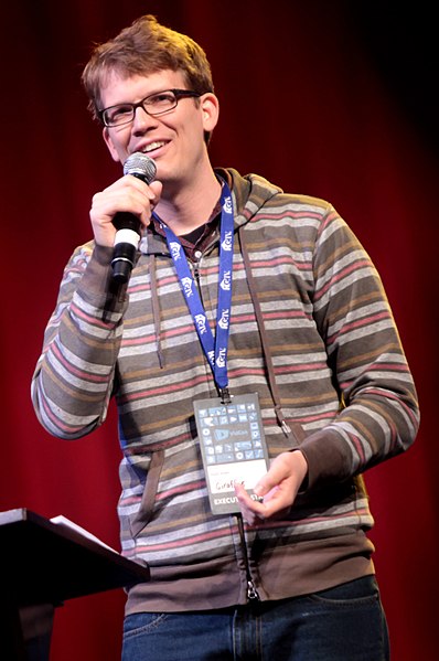 File:Hank Green by Gage Skidmore.jpg