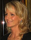 Photo of Helen Hunt.