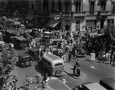 Perturbation de la circulation lors d’une manifestation à Buenos Aires en 1936.