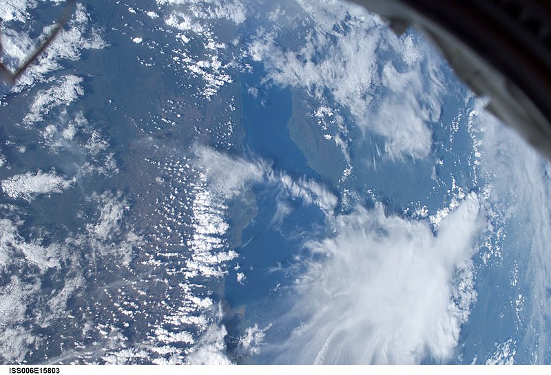 File:ISS006-E-15803 - View of Malawi.jpg