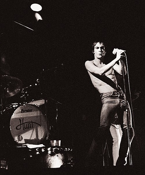 Iggy Pop on October 25, 1977, at the State Theatre in Minneapolis