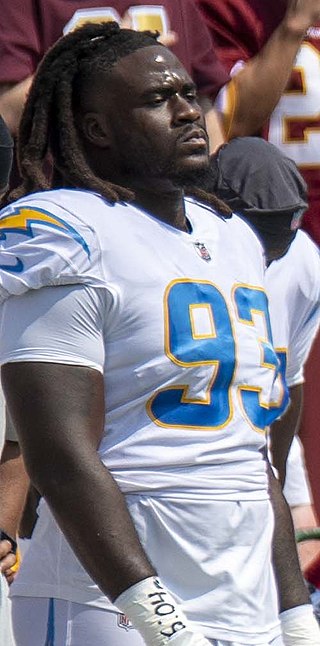 <span class="mw-page-title-main">Justin Jones (American football)</span> American football player (born 1996)