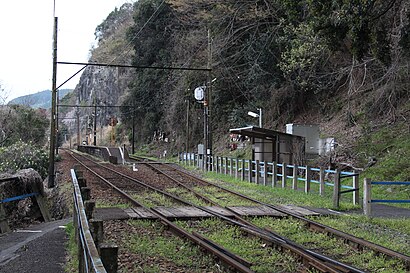 Kamio Sta crossing north 200322.jpg