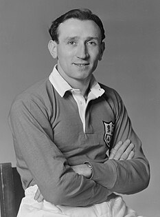<span class="mw-page-title-main">Ken Jones (rugby union, born 1921)</span> British Lions & Wales international rugby union footballer & sprinter