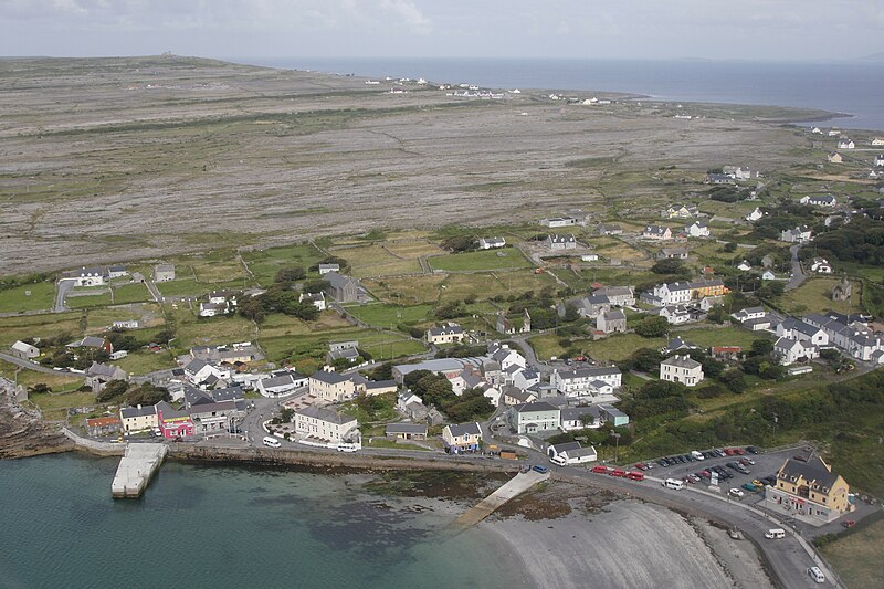 File:Kilronan aerial view.jpg