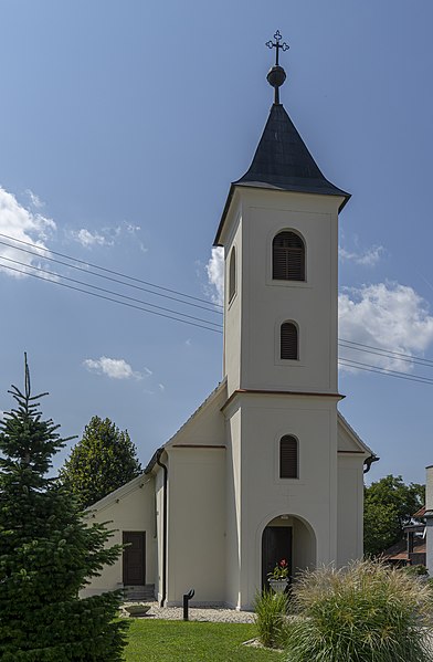 File:Kirche Kleinzicken.jpg