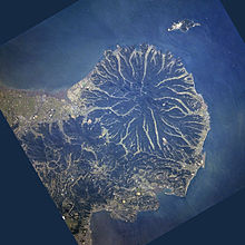 Colour Satellite view of Kunisaki Peninsula (ja:ファイル:Kunisaki Peninsula STS068-253-7.jpg)