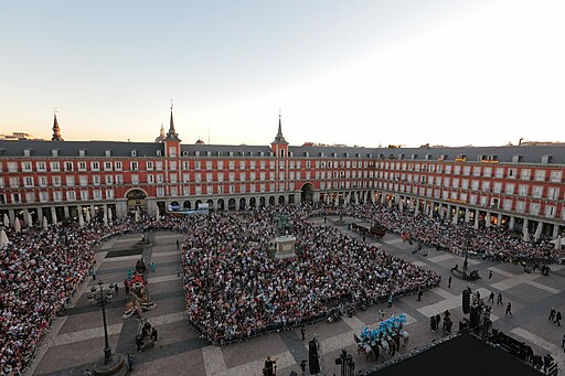La Fiesta Barroca, con más de cien artistas, toma la plaza y la calle Mayor (12)