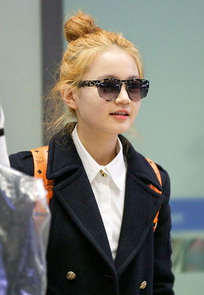 Lee Hi at Incheon Airport on January 18, 2013