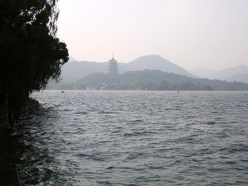 File:Listining Orioles Singing in the Willows-West Lake-Leifeng Pagoda.JPG