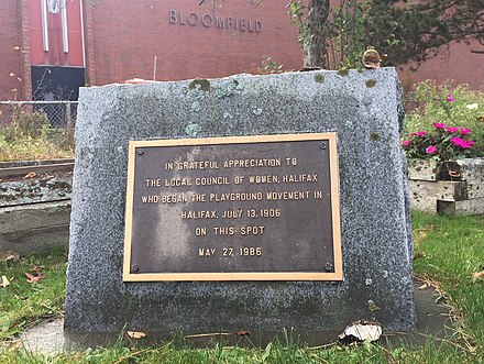 Plaque to mark the spot where the Playground movement began in Nova Scotia (1906), Local Council of Women of Halifax, Nova Scotia
